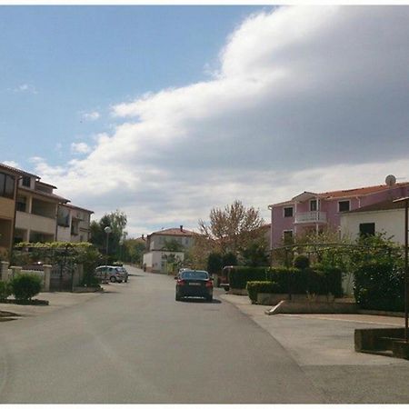 Apartment Mirjana Πούλα Εξωτερικό φωτογραφία