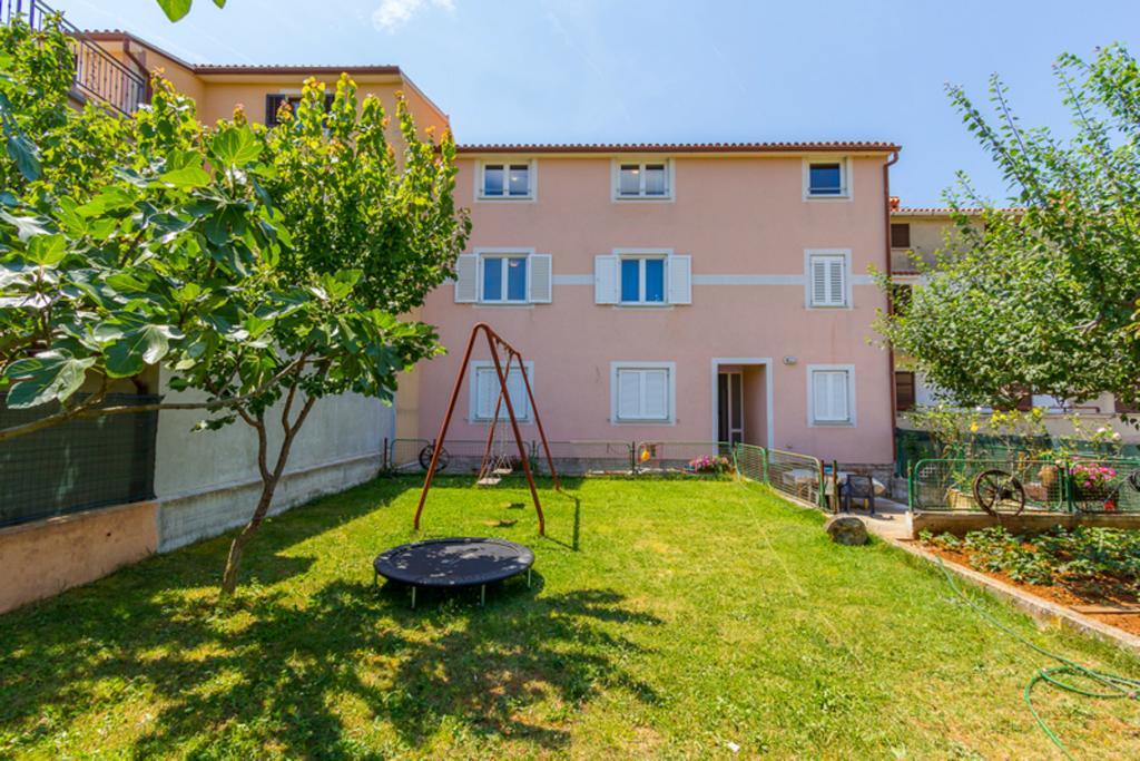 Apartment Mirjana Πούλα Εξωτερικό φωτογραφία
